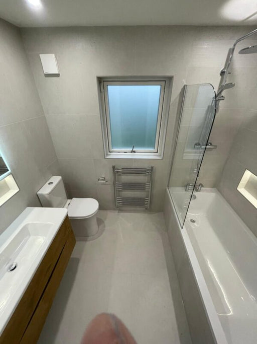 Lux Bianco installed roomset